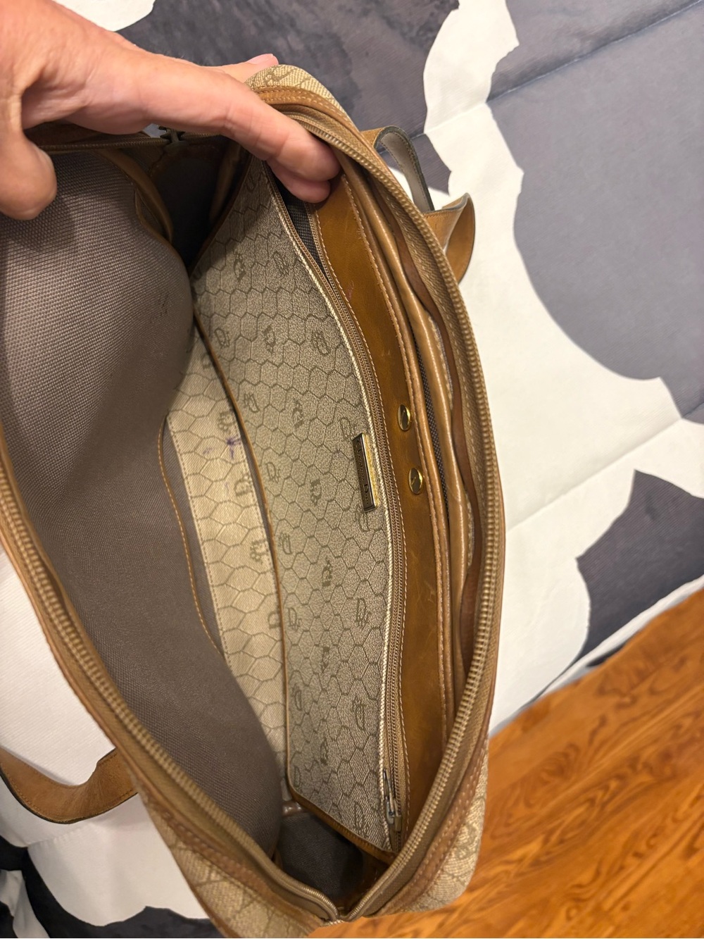 🌟RARE🌟VTG Christian Dior Honeycomb Shoulder BagTan Canvas Leather Marc Bohan Era - Picture 5 of 16